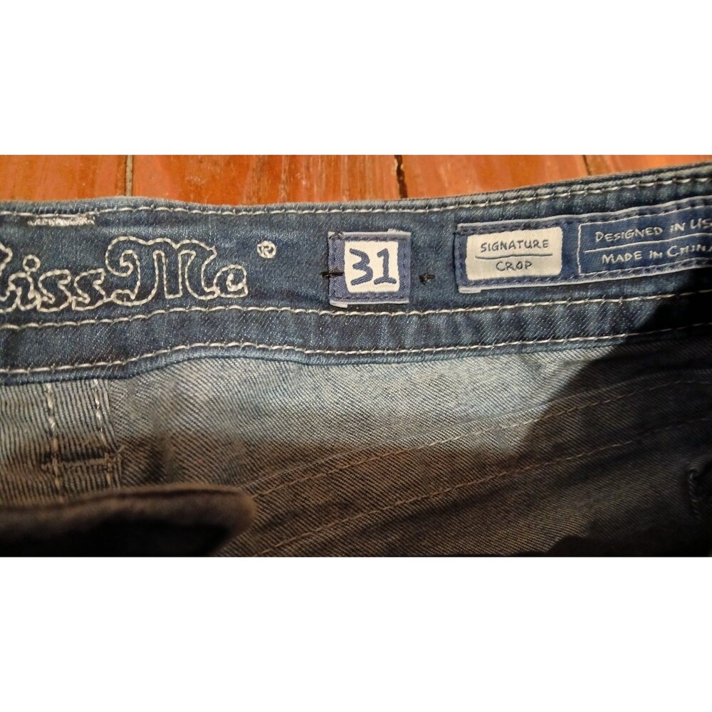Miss Me 31 Dark Blue Crop Jeans Sequins on back Pockets - Picture 12 of 16